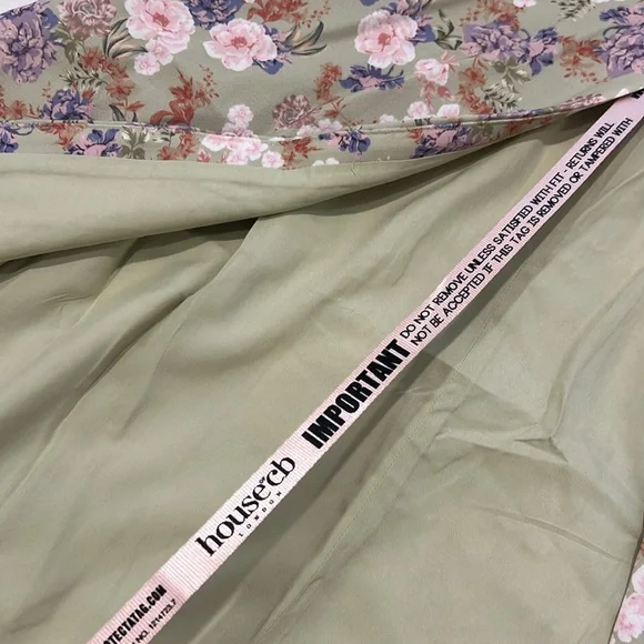 House of CB Charlotte dress used 1 time for a few hrs - Picture 7 of 9